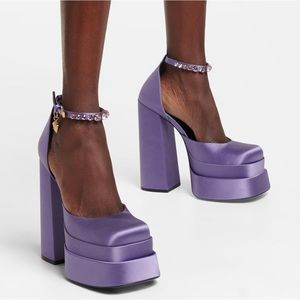 BRAND NEW!! Versace Aevitas 160mm platform Medusa charm pumps